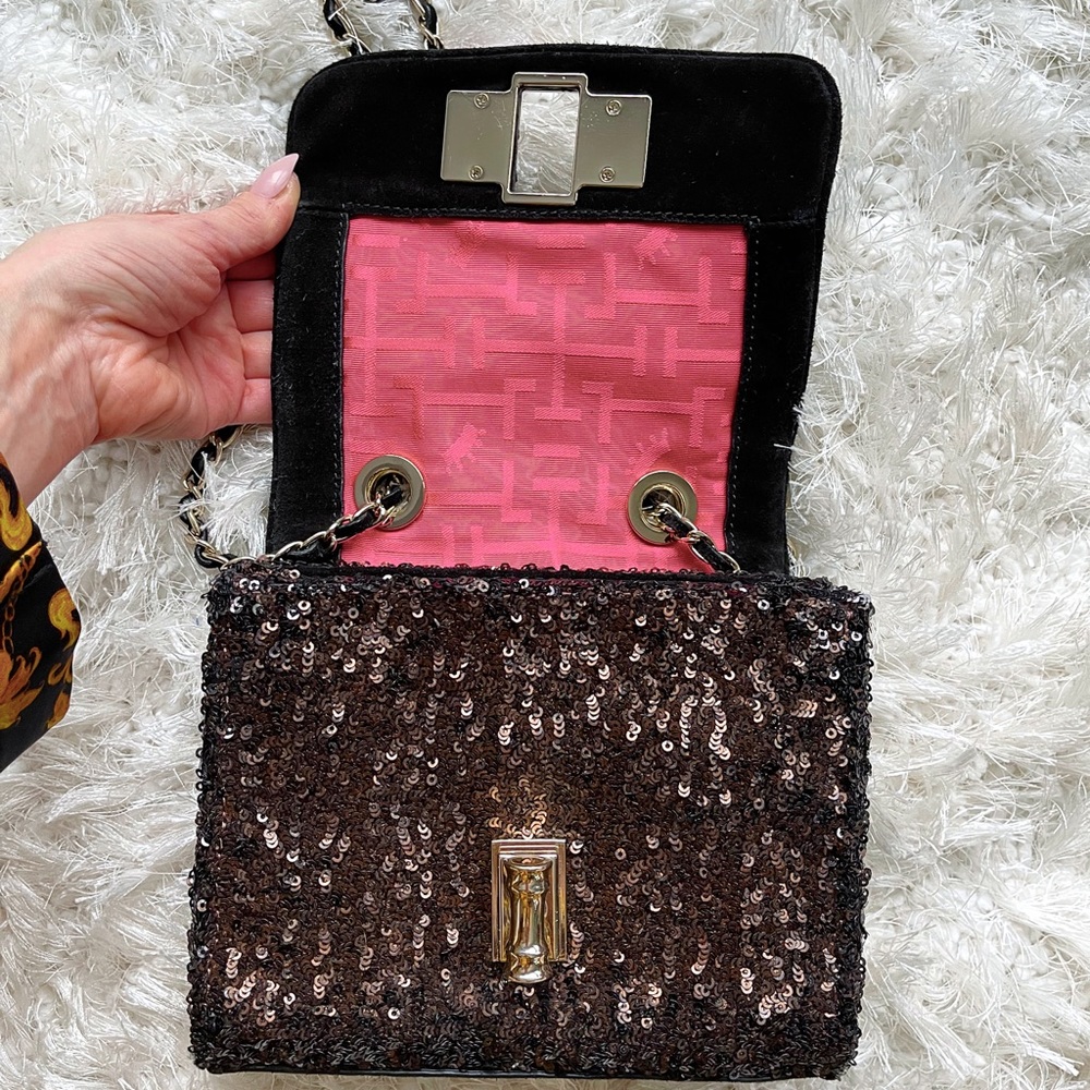 ELAINE TURNER Sequin Embellished Flap Bag - Picture 9 of 12